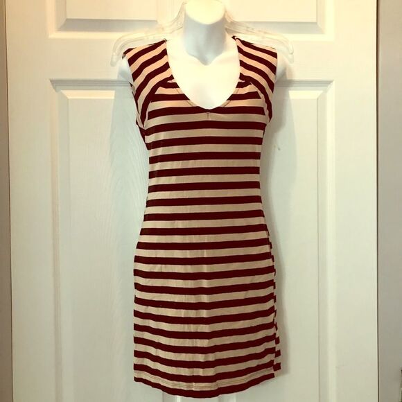 Striped lace Detail dress - Picture 1 of 8